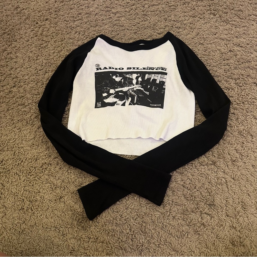 BRANDY MELVILLE LONG SLEEVE